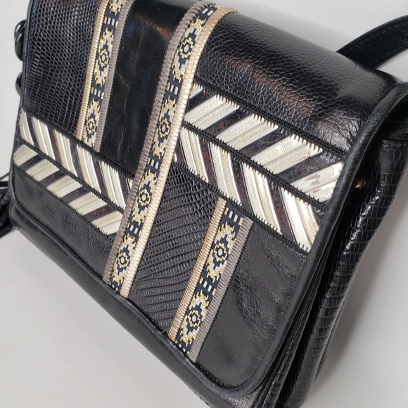 Sharif Adjustable flap crossbody - Picture 2 of 10
